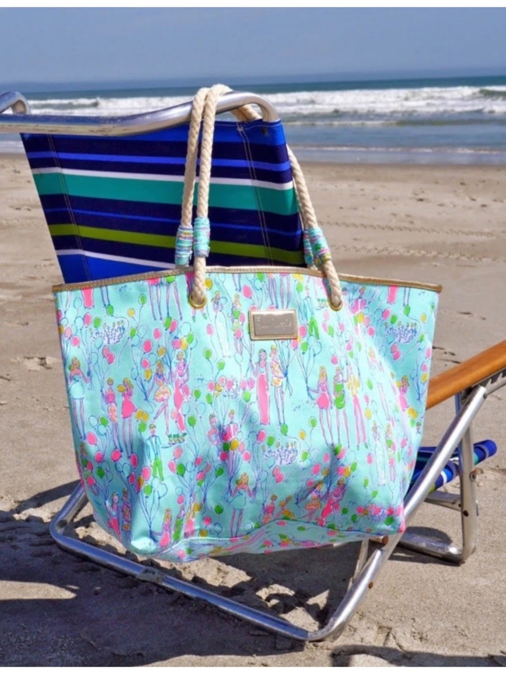 NWOT Lilly Pulitzer SAND BAR BLUE "POP" BEACH BAG Shoreline Tote *Holy Grail*
